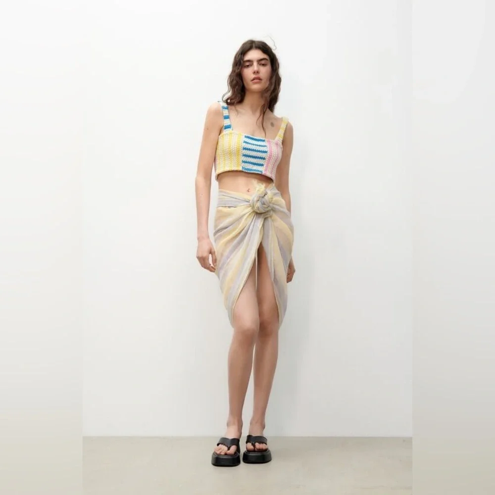 NWT. Zara Yellow/Blue 100% Linen Striped Scarf.